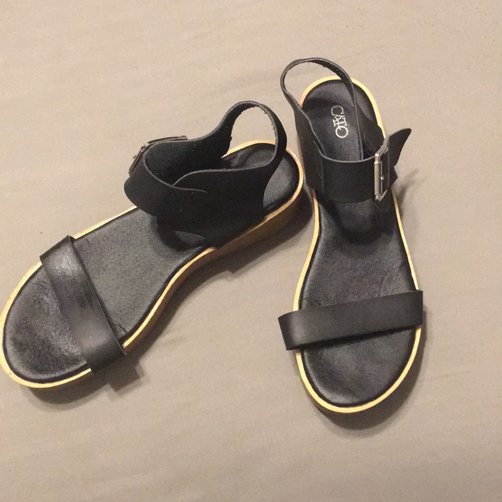 Platform sandals
